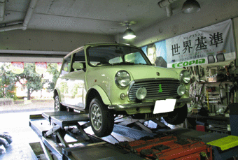 往年の名車、ローバーミニ