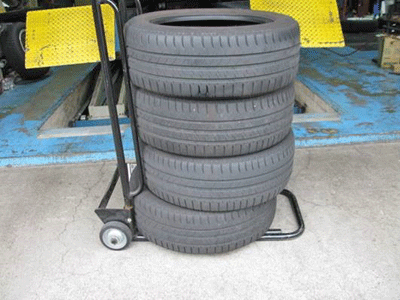 シトロエンC3のタイヤ交換　選んだタイヤは、ミシュランのクロスクライメート＋です