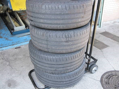 プジョー308のタイヤ交換　選んだタイヤは、ミシュランのパイロットスポーツ4です