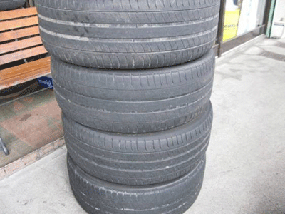 シトロエン　DS5のタイヤ交換　選んだタイヤは、ピレリのチントゥラートP7でした