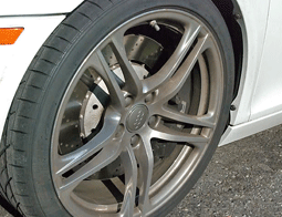 Ateアーテ・セラミックパッド　低ﾀﾞｽﾄﾌﾞﾚｰｷﾊﾟｯﾄﾞ　ブレーキの汚れが出ない